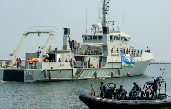 KRI Spica Temukan Bangkai KMP Tunu Pratama Jaya di Dasar Laut, 18 Penumpang Masih Hilang