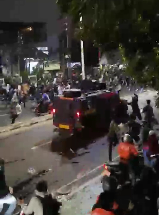 Demo 28 Agustus di Jakarta Ricuh, Driver Ojol Tewas Terlindas Rantis Brimob